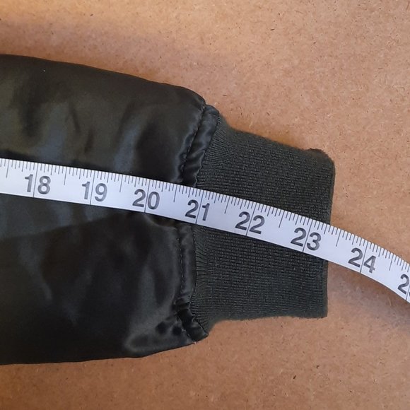 GAP kaki green bomber jacket - Picture 9 of 10